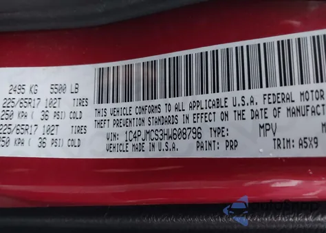 2017 Jeep Cherokee Latitude 4X4 z USA, uszkodzony, nr VIN 1C4PJMCS3HW608796